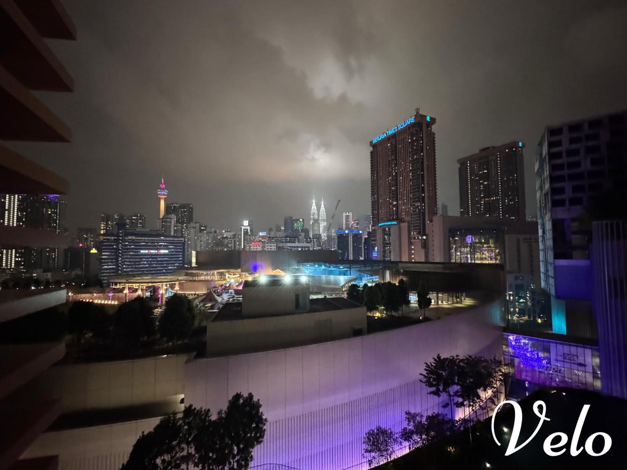 Infinity Pool Suite Bukit Bintang Lalaport Bbcc Kuala Lumpur Exterior photo